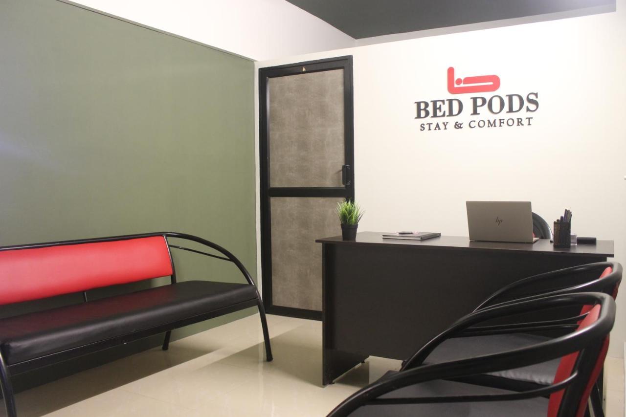 Хостел Bed Pods Thiruvananthapuram Екстер'єр фото
